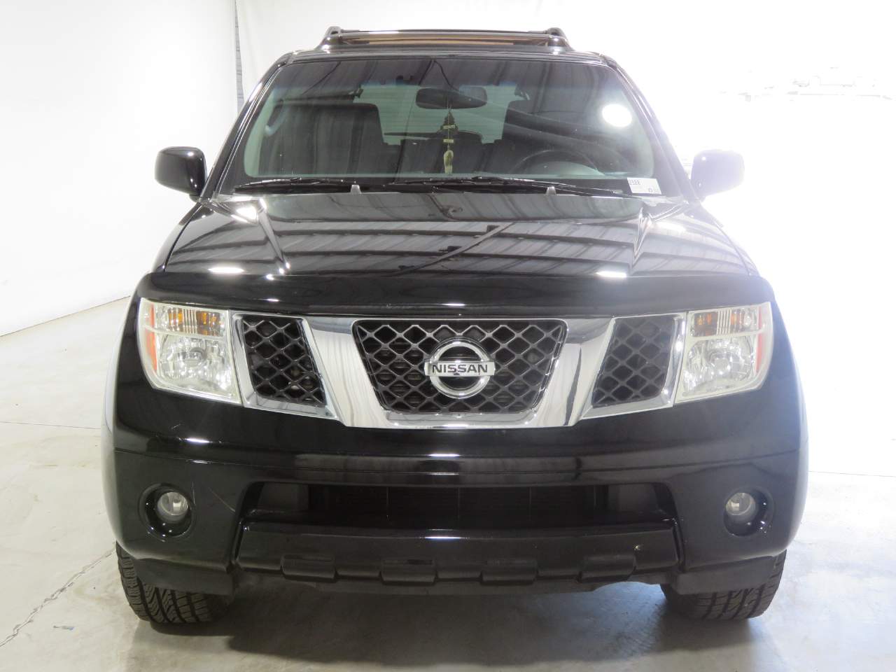 2007 Nissan Pathfinder LE