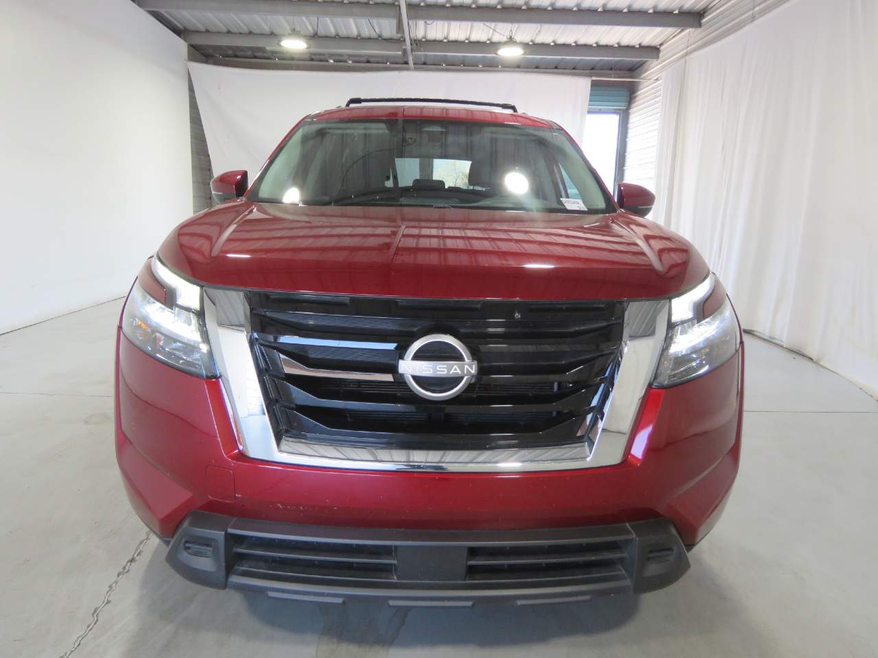 2023 Nissan Pathfinder SV