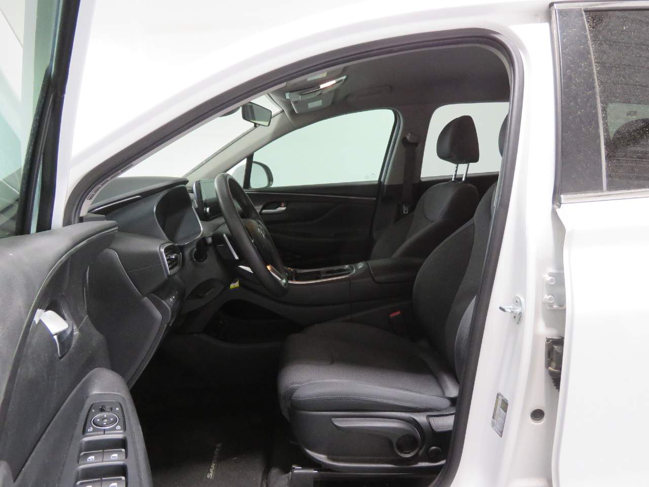 2023 Hyundai Santa Fe SE - Photo 10