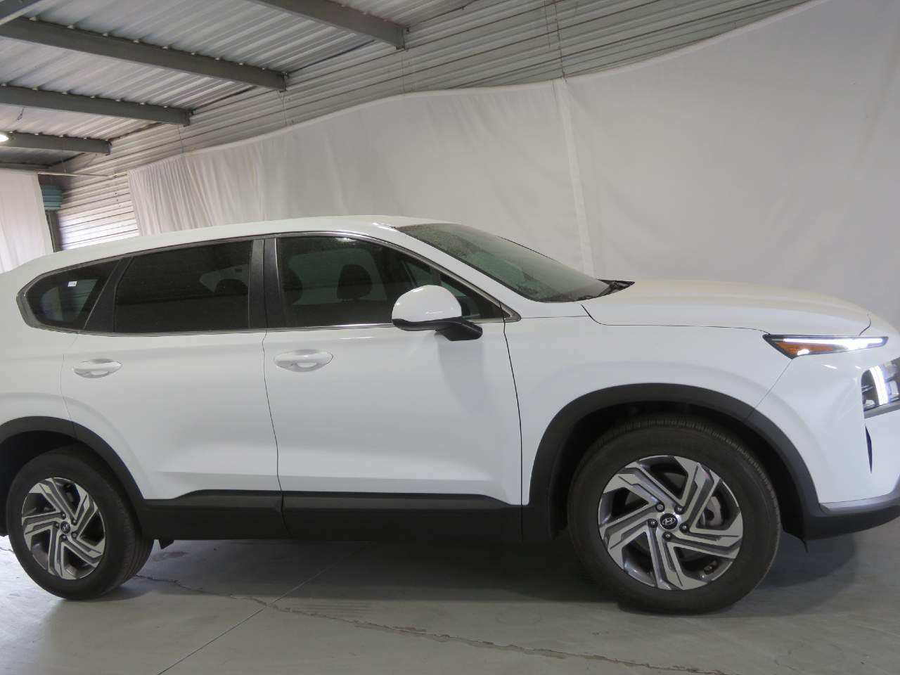 2023 Hyundai Santa Fe SE - Photo 7