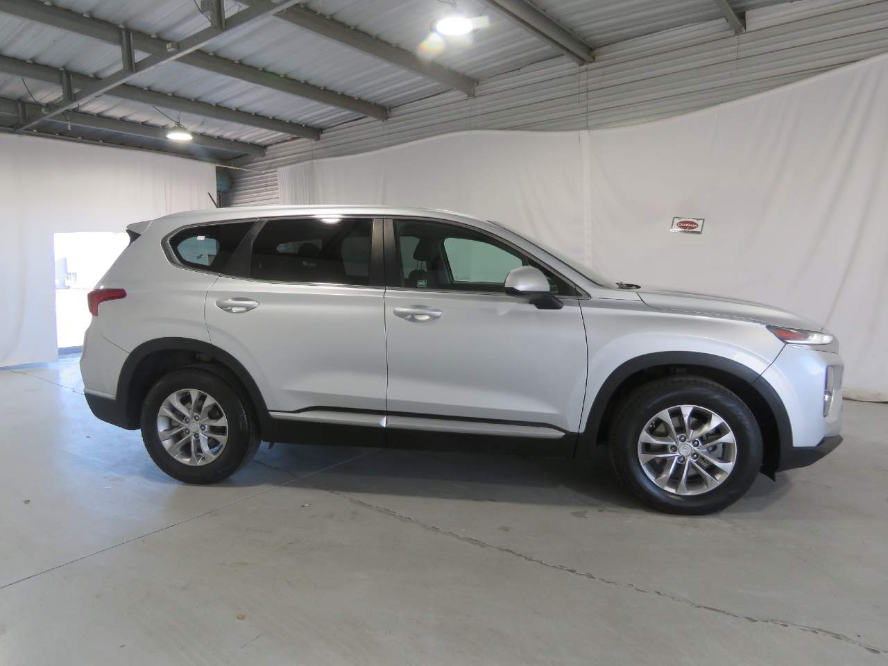 2019 Hyundai Santa Fe SE - Photo 7