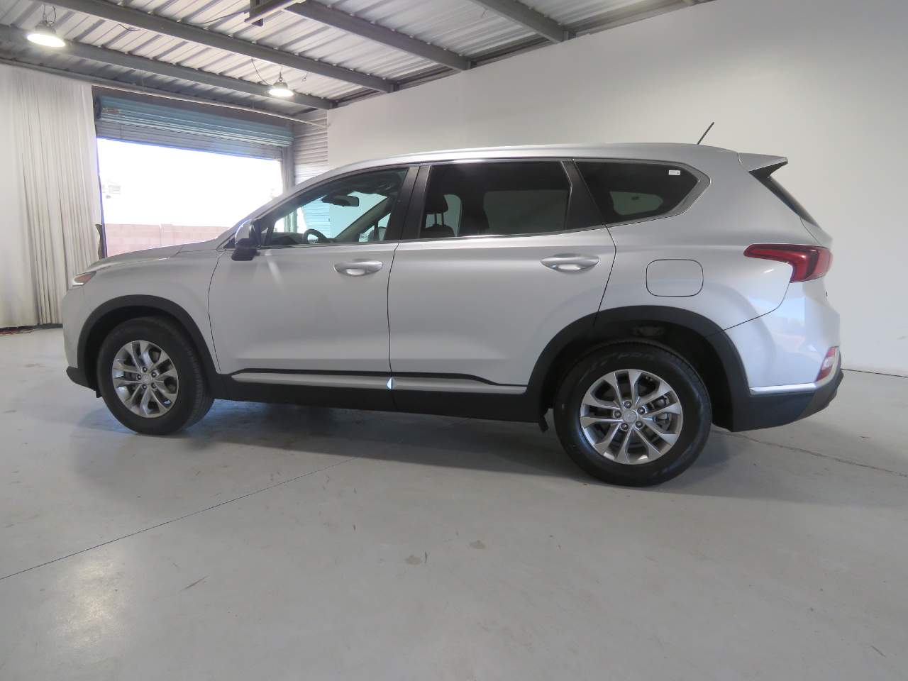 2019 Hyundai Santa Fe SE - Photo 8