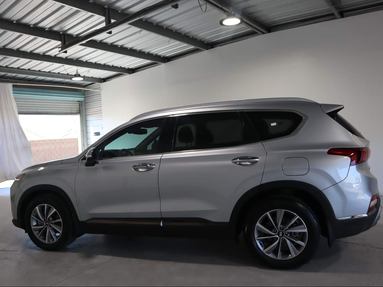 2020 Hyundai Santa Fe Limited - Photo 8