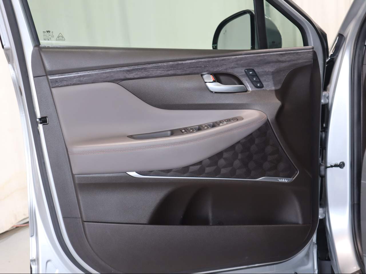2020 Hyundai Santa Fe Limited - Photo 21