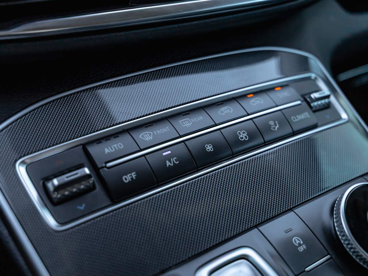 2022 Hyundai Santa Fe SEL - Photo 17