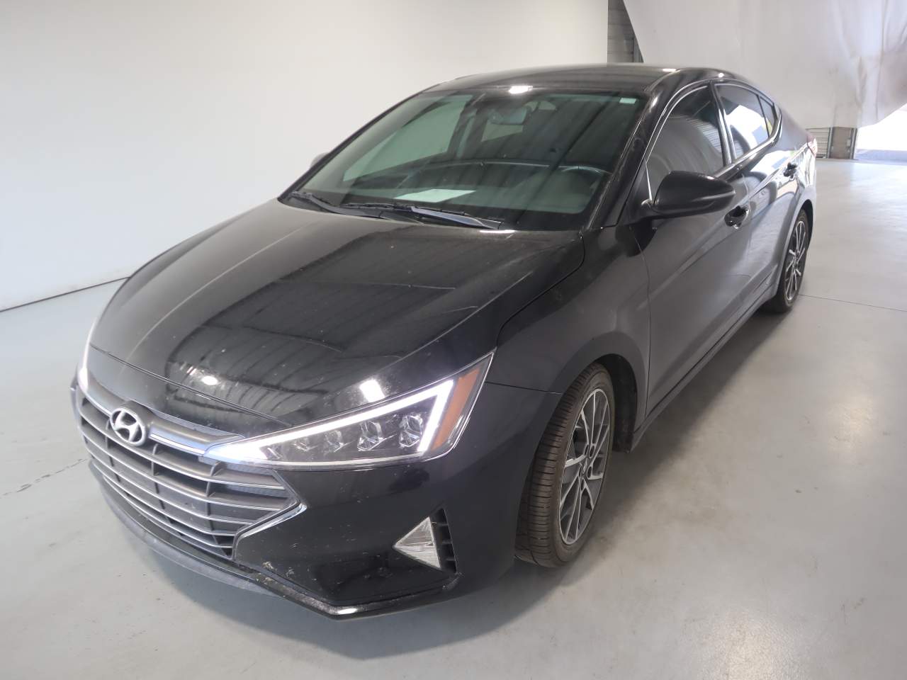 2019 Hyundai ELANTRA Limited