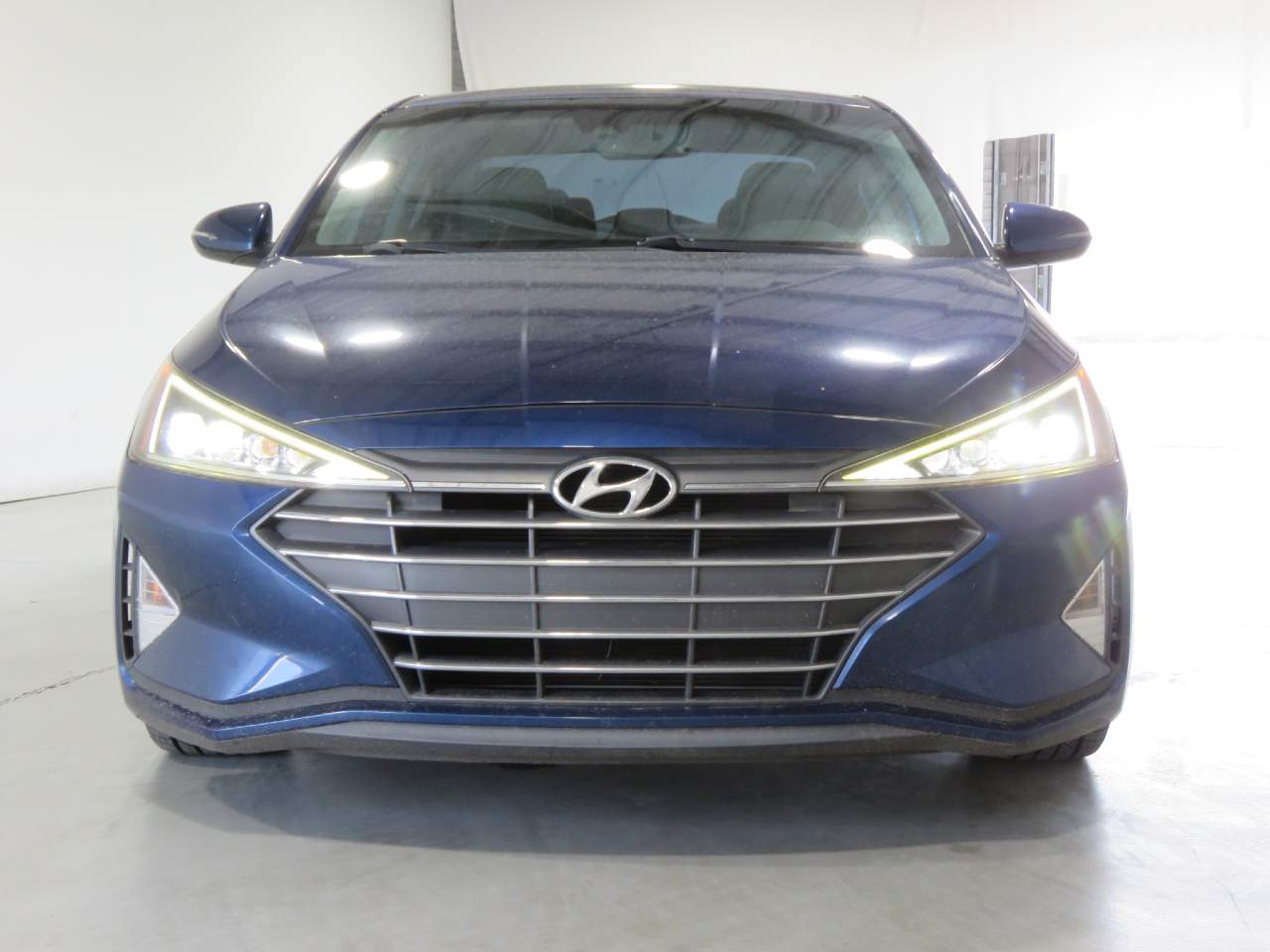 2020 Hyundai ELANTRA Limited