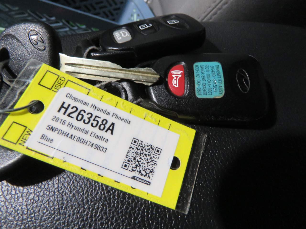 2016 Hyundai ELANTRA SE