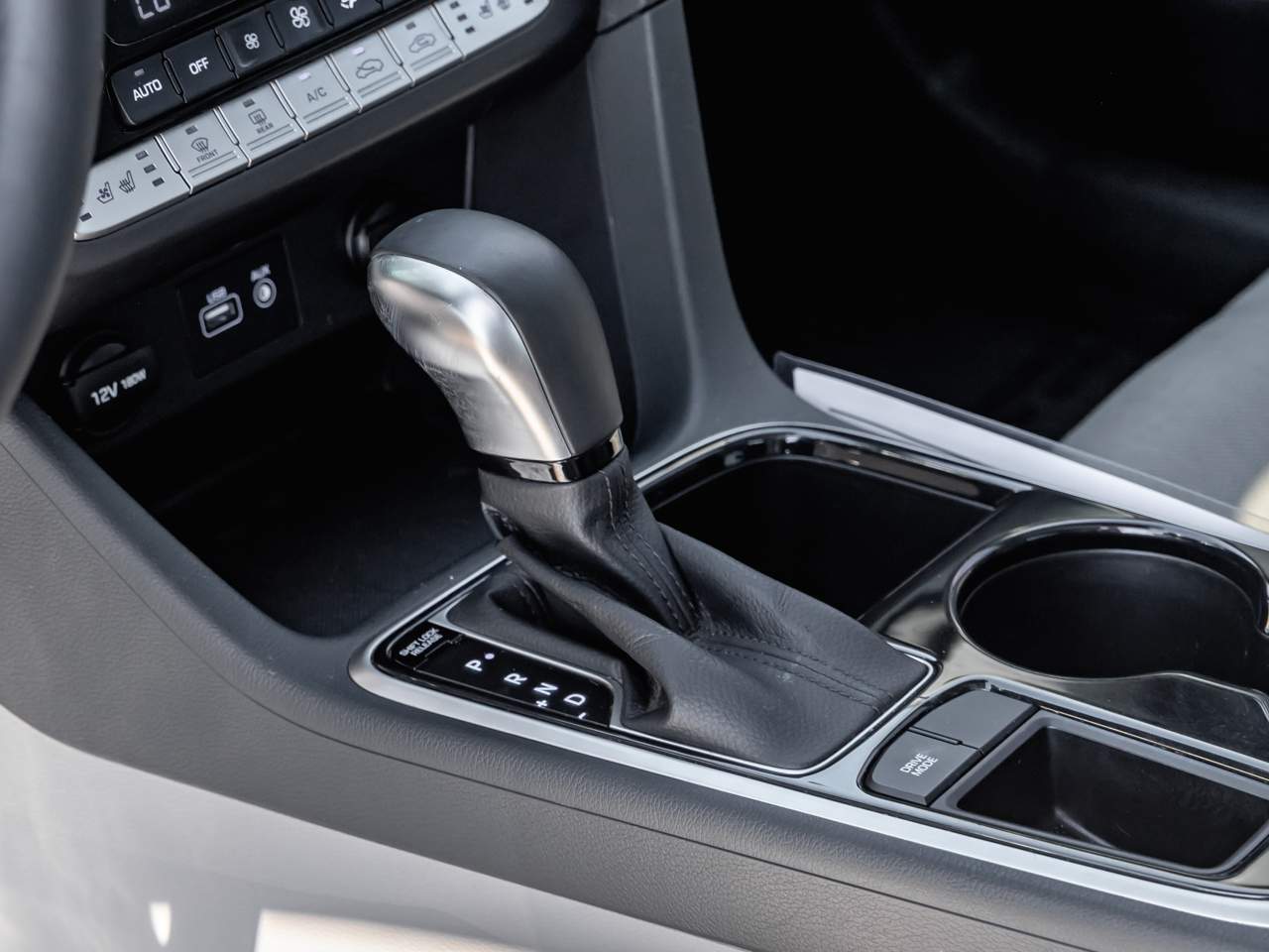 2018 Hyundai Sonata Limited - Photo 16