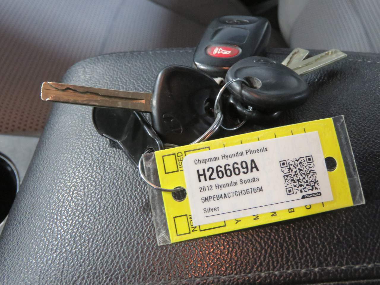 2012 Hyundai SONATA GLS