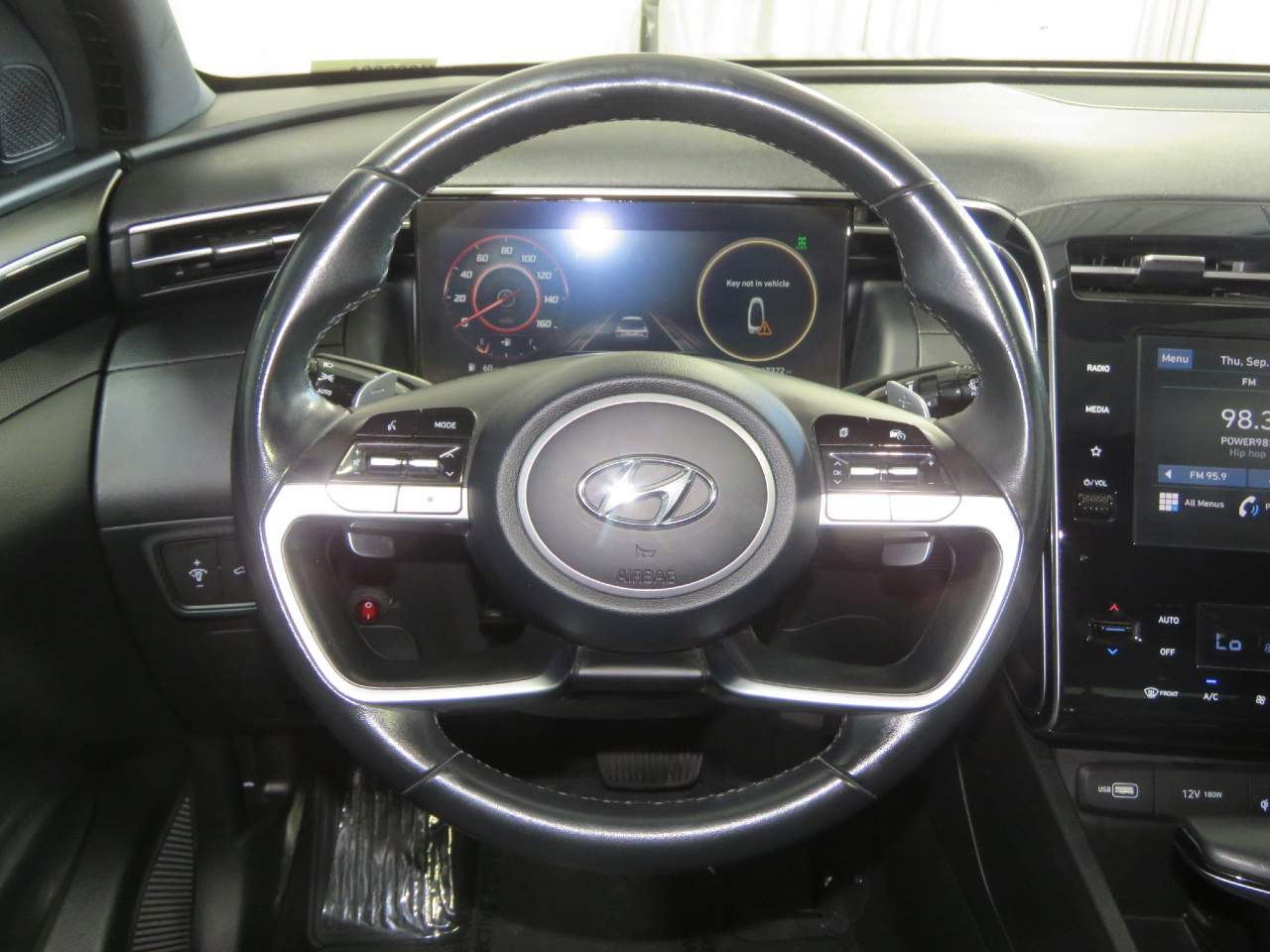 2022 Hyundai Santa Cruz SEL Premium - Photo 10