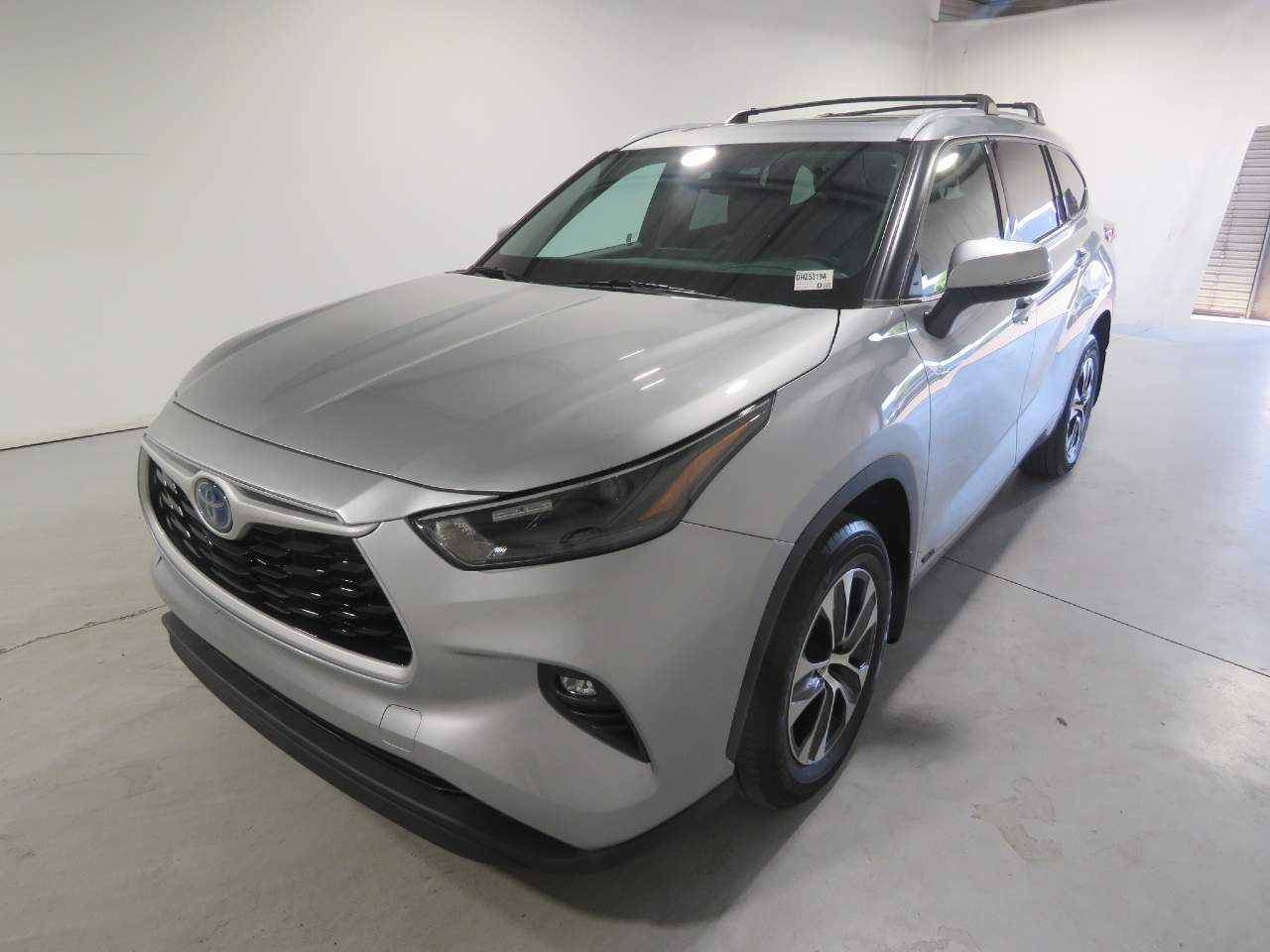 2022 Toyota Highlander Hybrid XLE