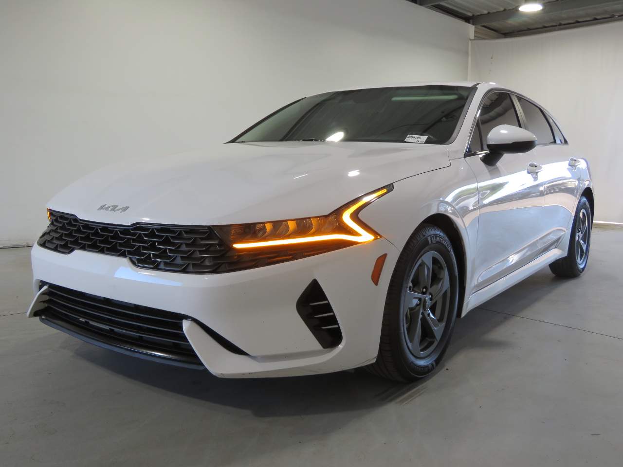 2022 Kia K5 LX