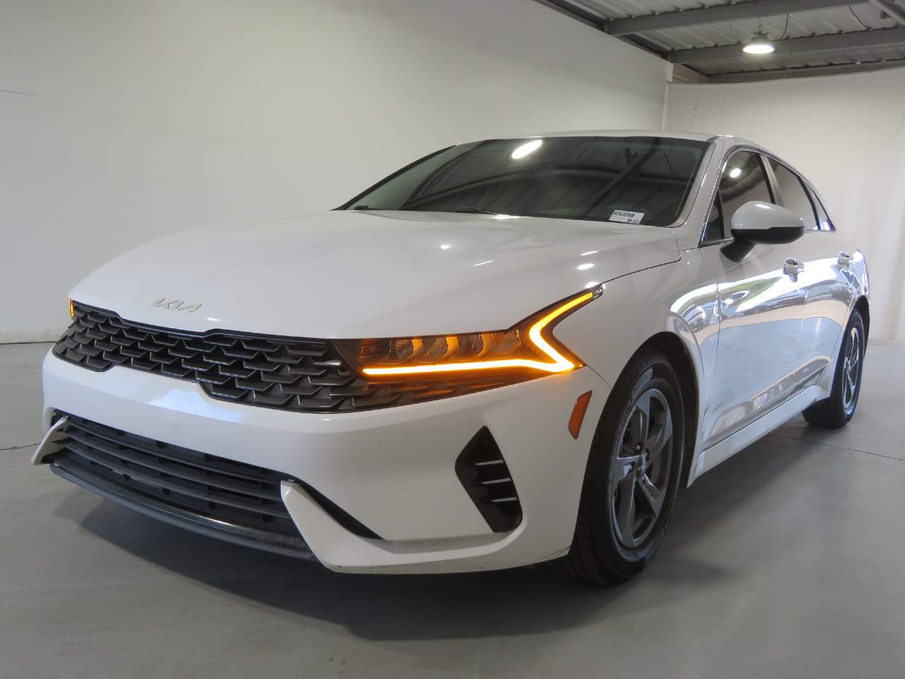 2022 Kia K5 LX