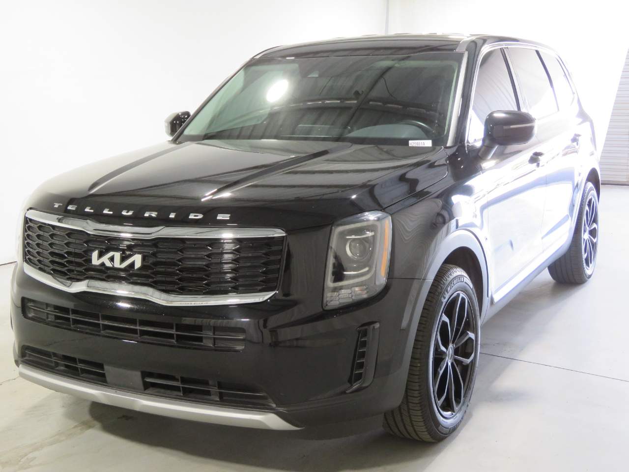 2022 Kia Telluride LX