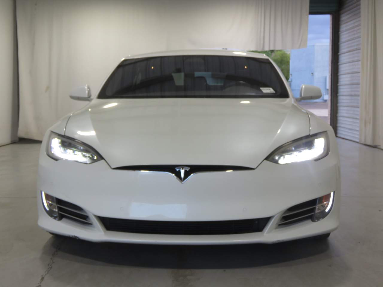 2017 Tesla Model S 90D