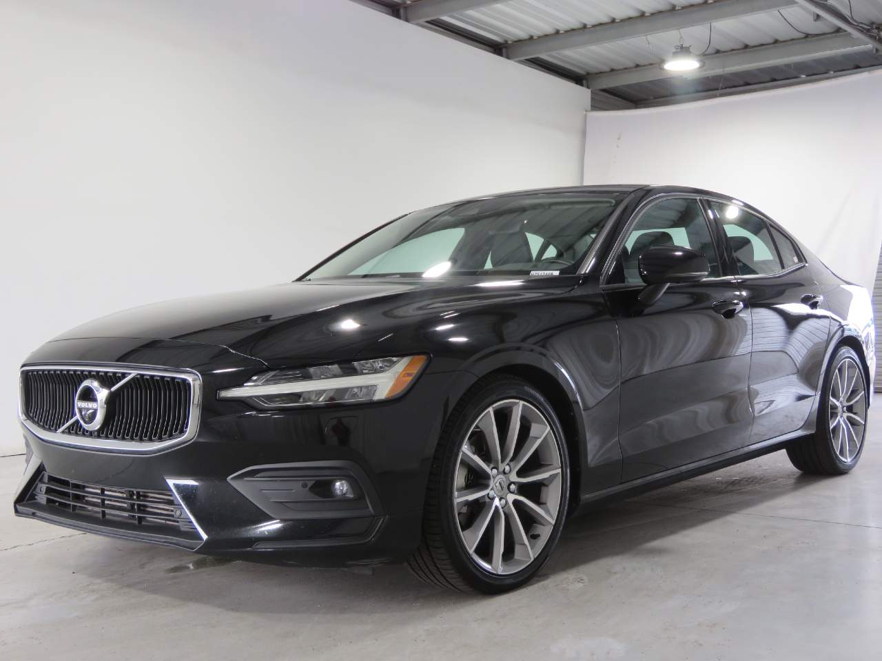 2019 Volvo S60 T5 Momentum