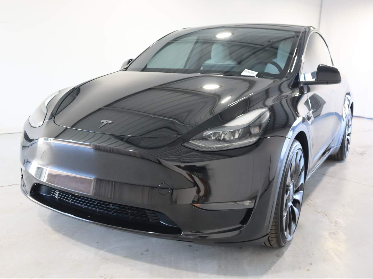 2024 Tesla Model Y Performance
