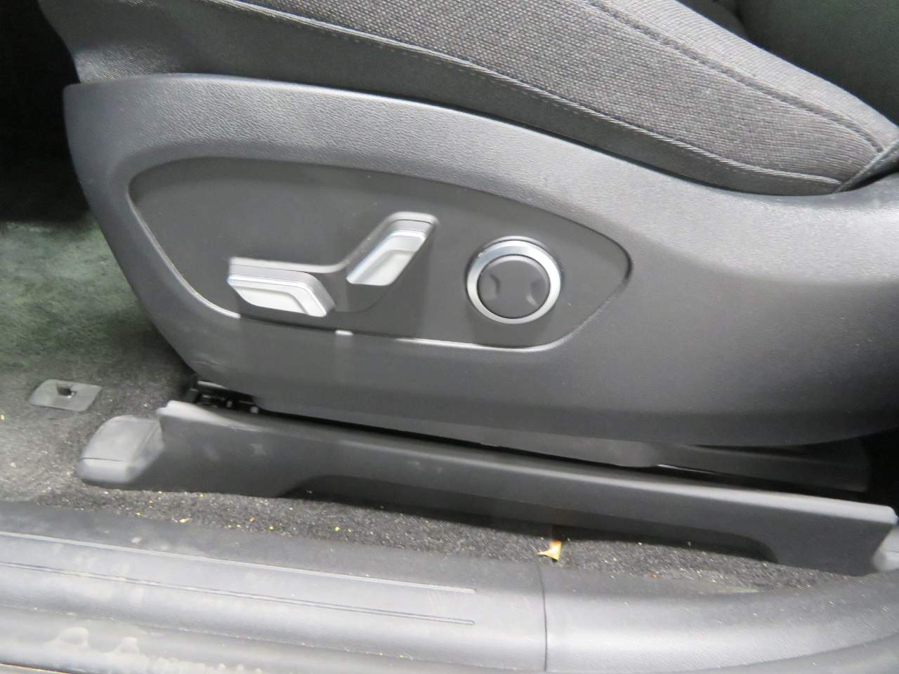 2026 Hyundai IONIQ 9 S - Photo 19