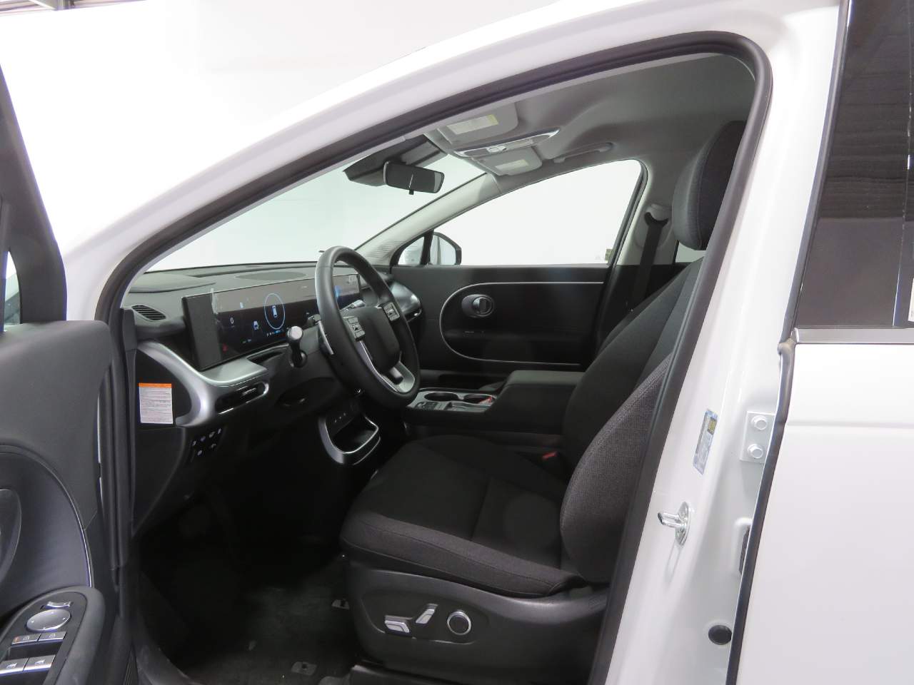 2026 Hyundai IONIQ 9 S - Photo 12