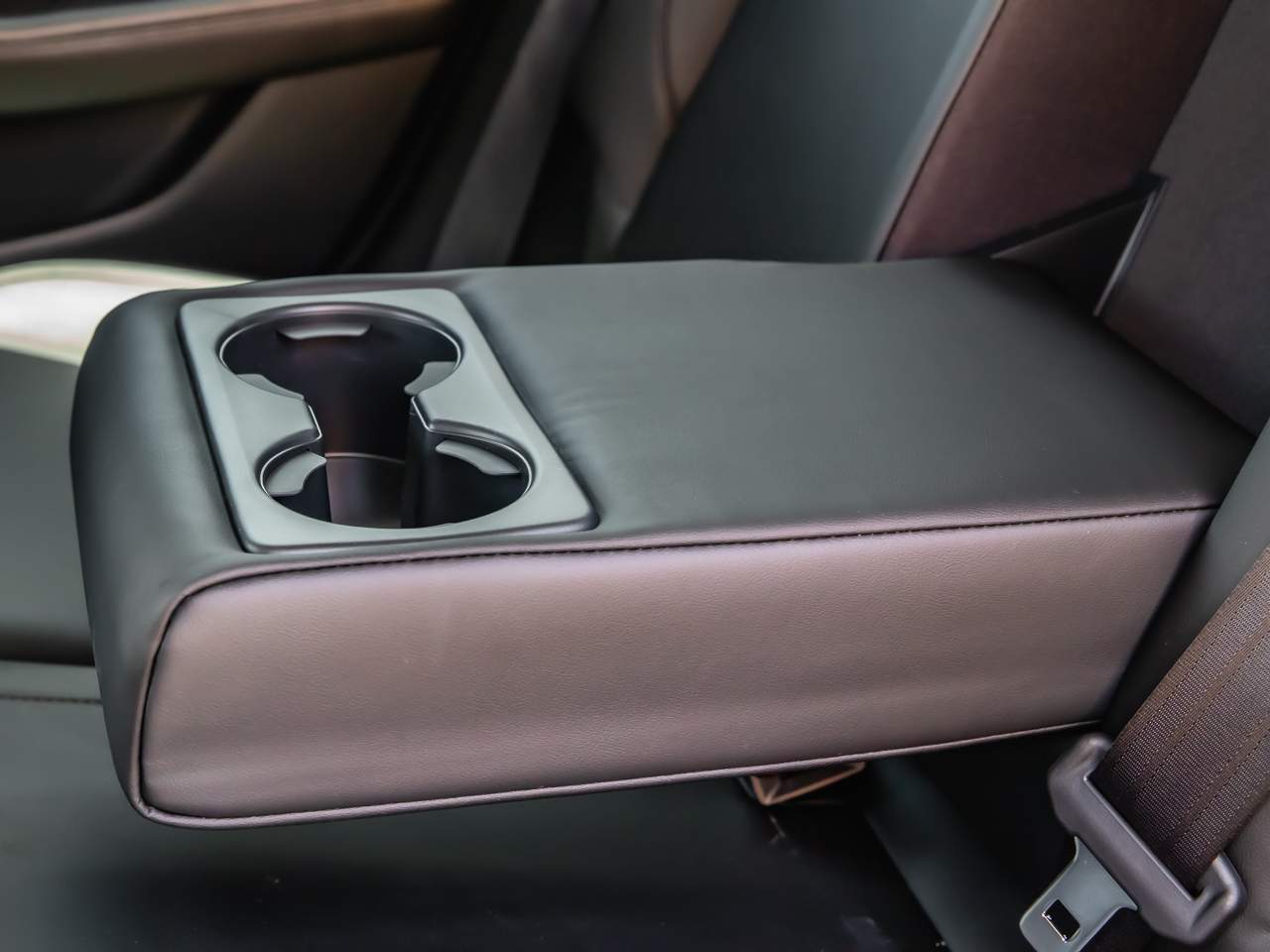 2025 Mazda3 Sedan 2.5 S Select Sport