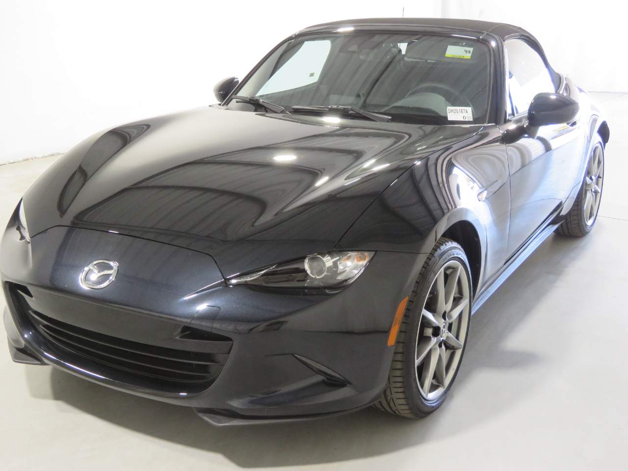 2023 Mazda MX-5 Miata Grand Touring Auto's photo