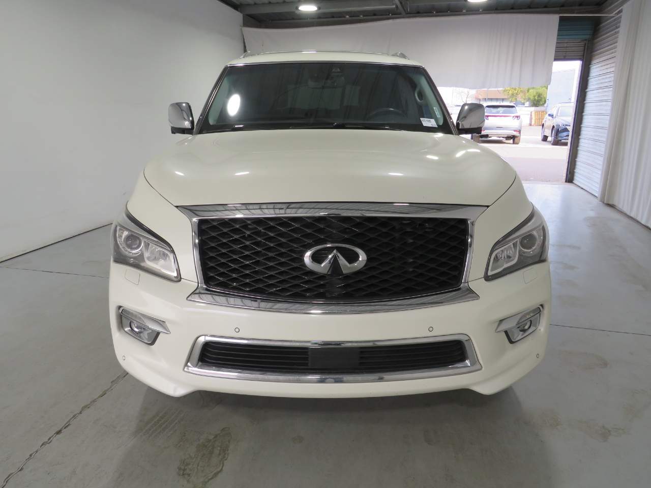 2017 INFINITI QX80 Limited