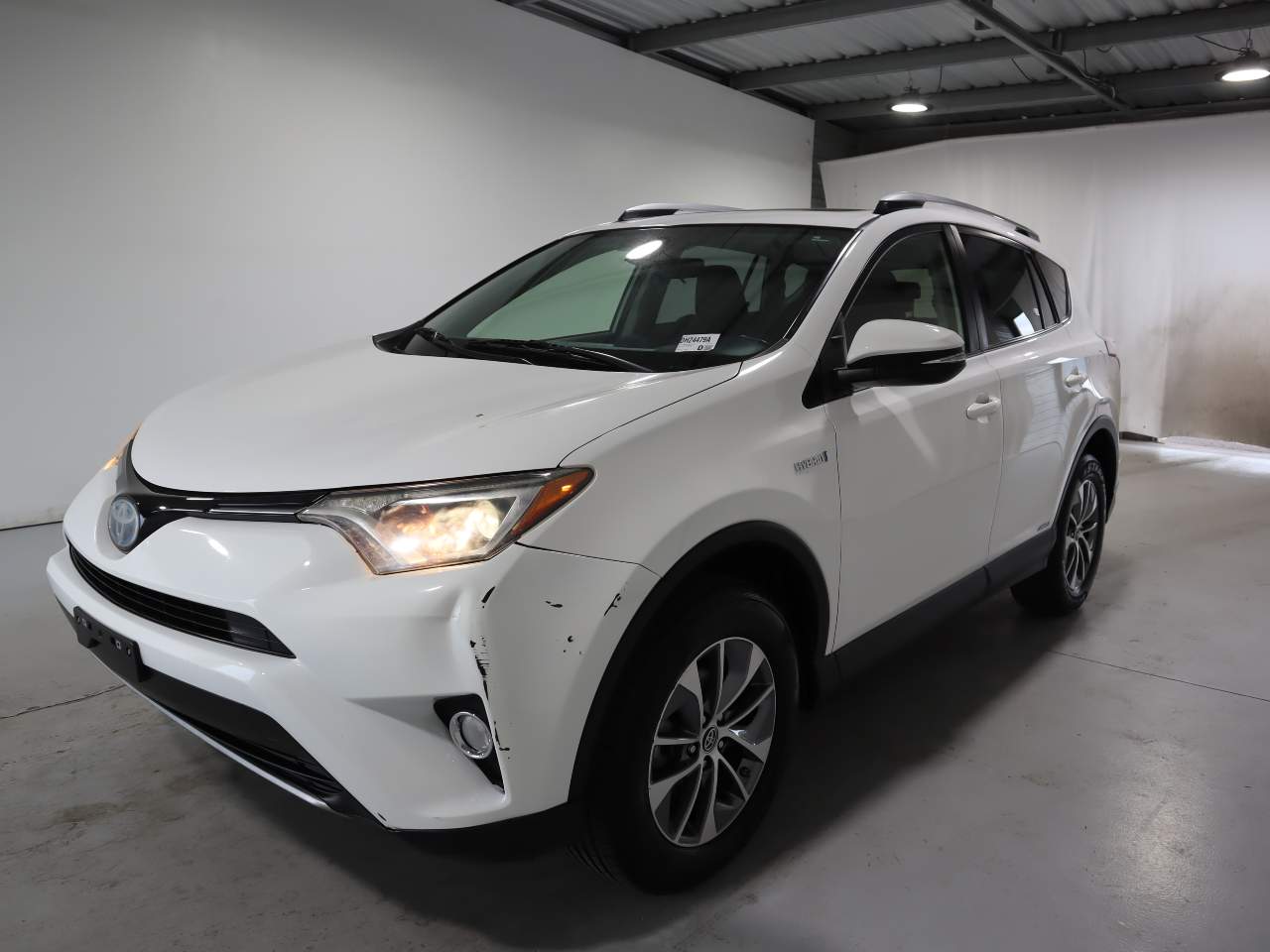 2017 Toyota RAV4 Hybrid XLE