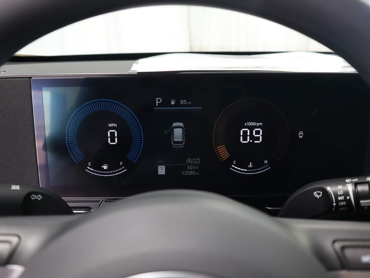 2024 Hyundai Kona SE - Photo 18