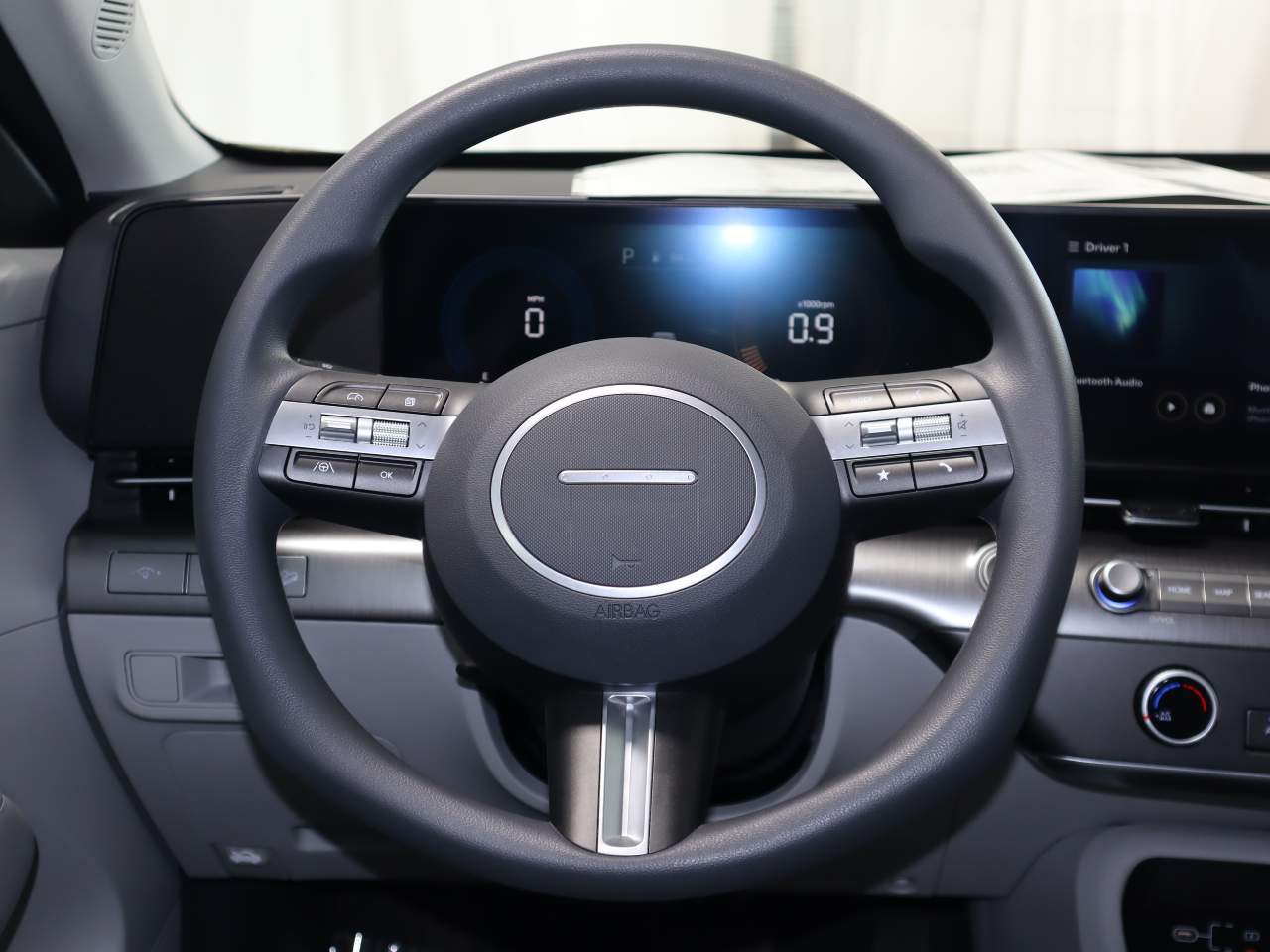 2024 Hyundai Kona SE - Photo 10