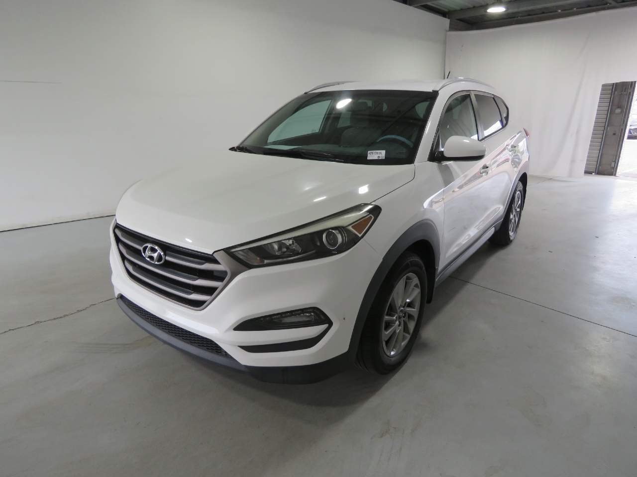 2016 Hyundai TUCSON SE