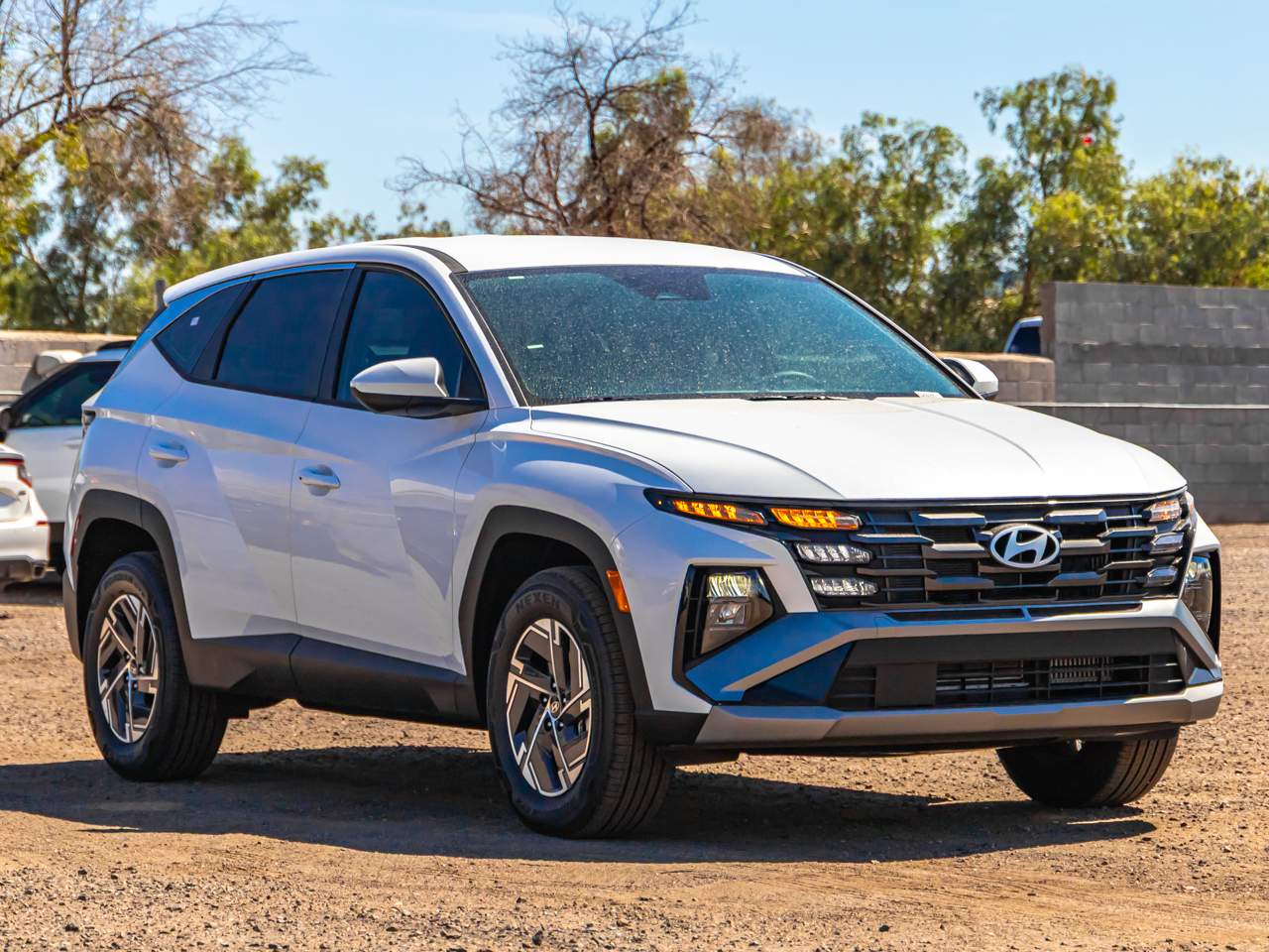 2026 Hyundai TUCSON Hybrid Blue SE