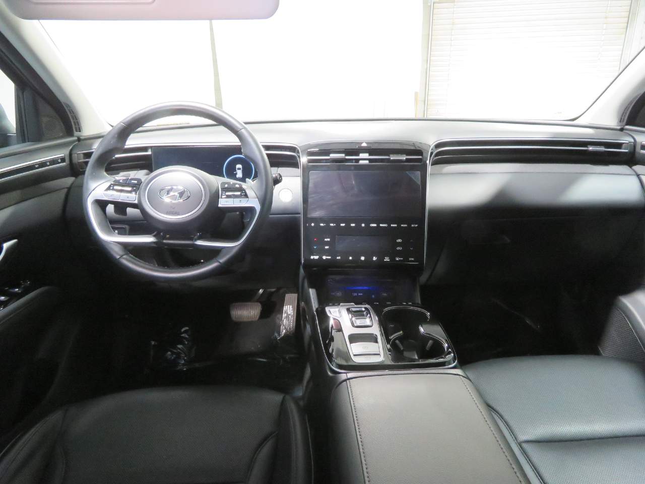 2024 Hyundai Tucson Limited - Photo 11