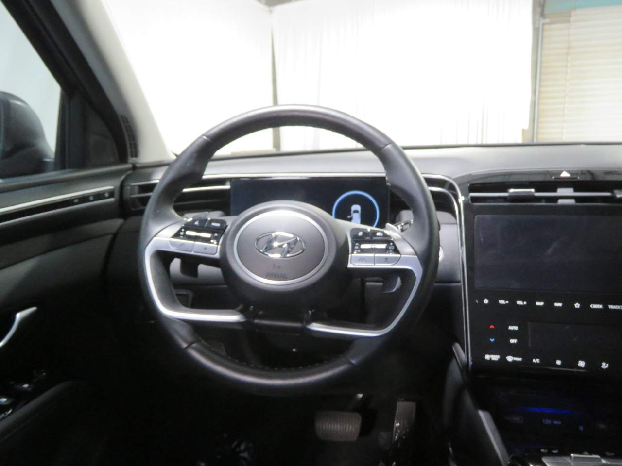 2024 Hyundai Tucson Limited - Photo 10