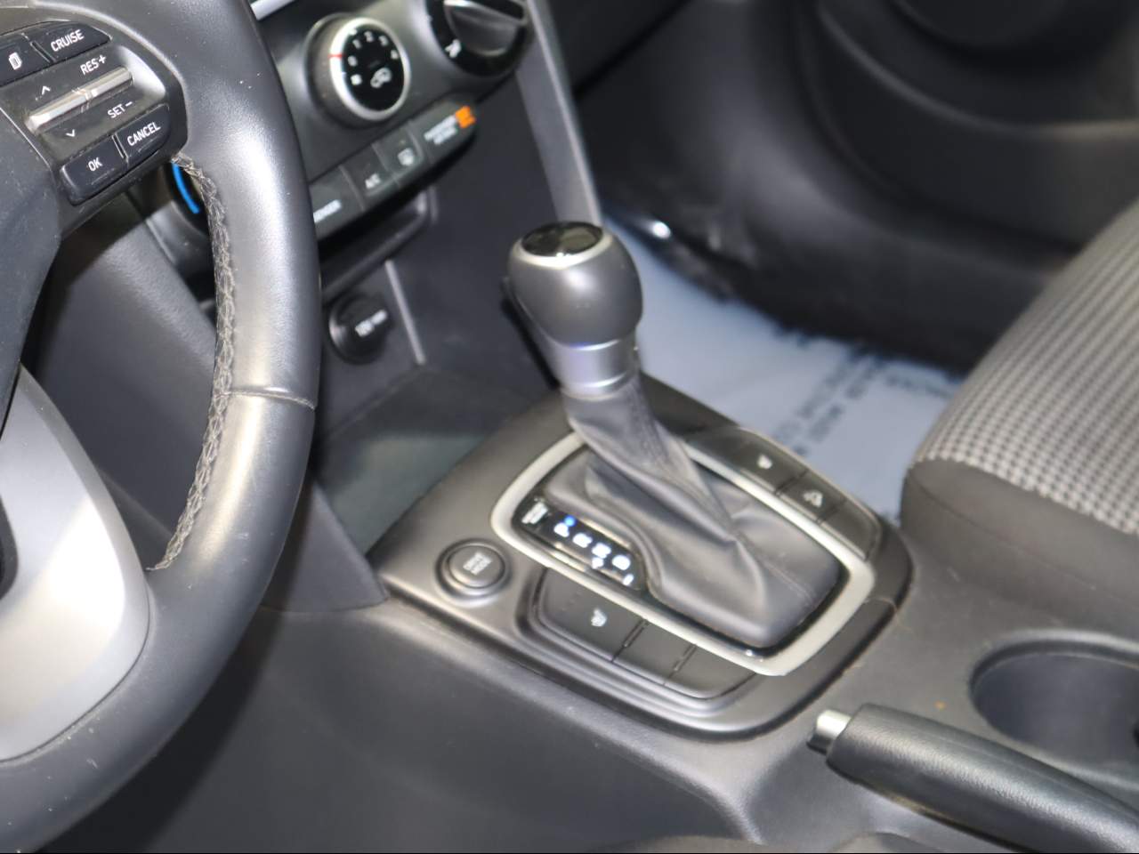 2019 Hyundai Kona SEL - Photo 16