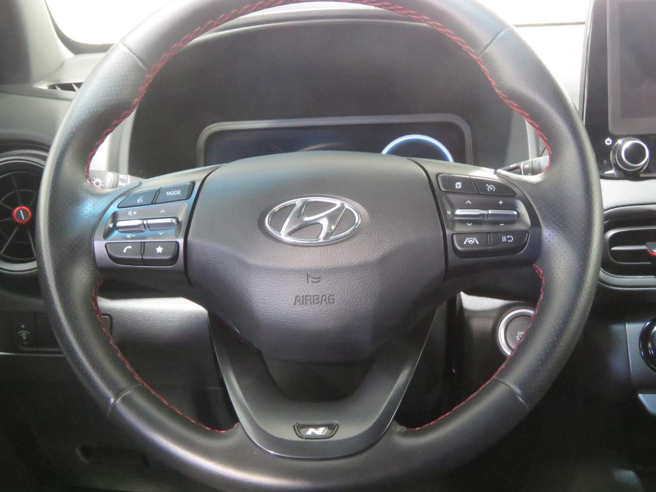 2023 Hyundai Kona N Line - Photo 10