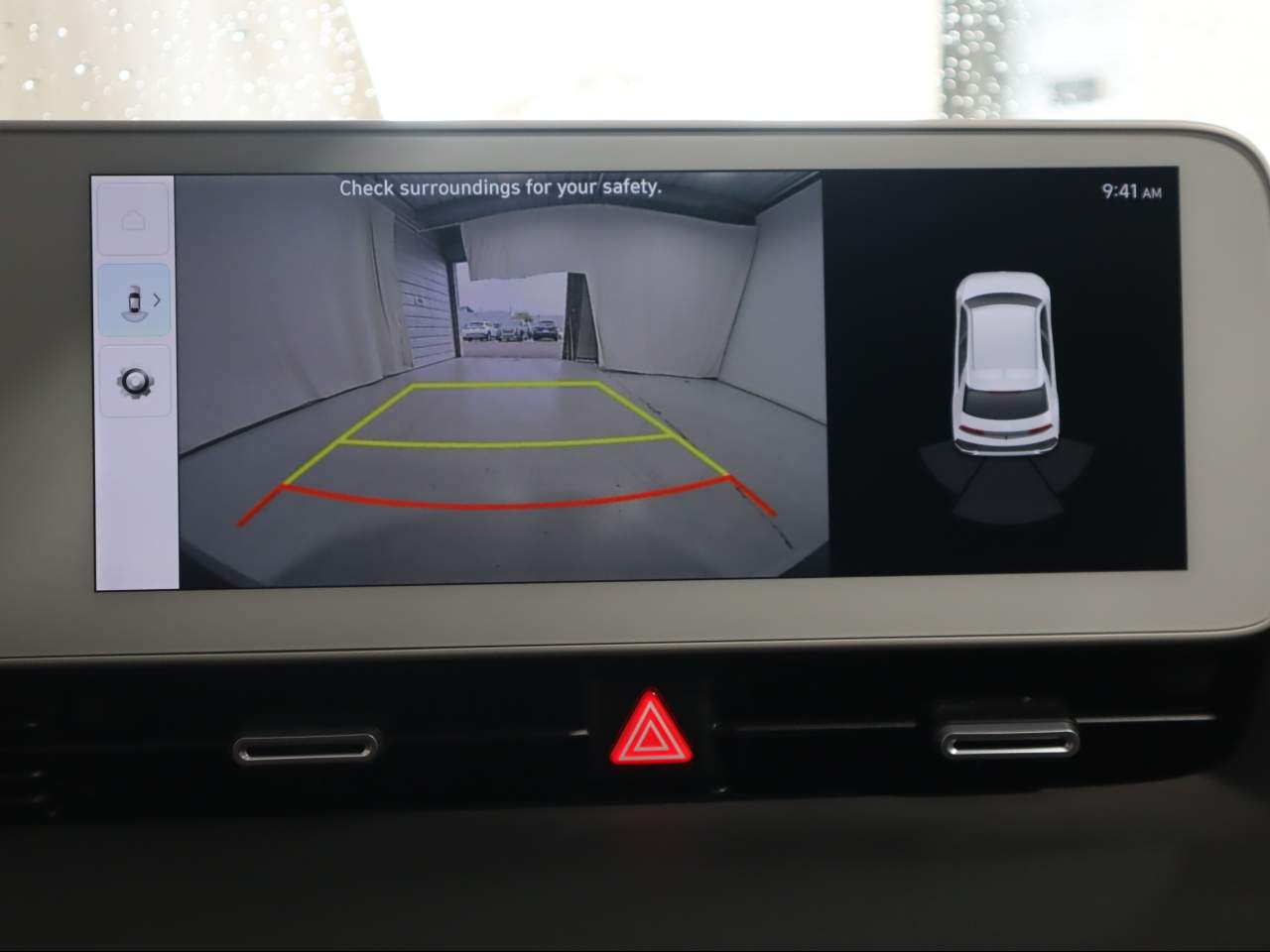 2024 Hyundai IONIQ 5 SE - Photo 17