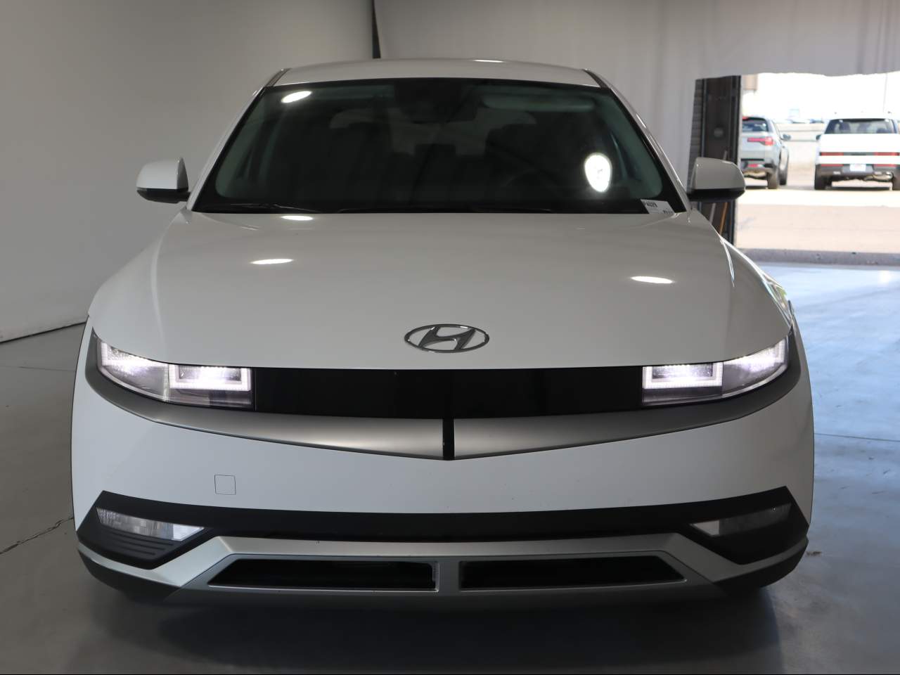 2024 Hyundai IONIQ 5 SE