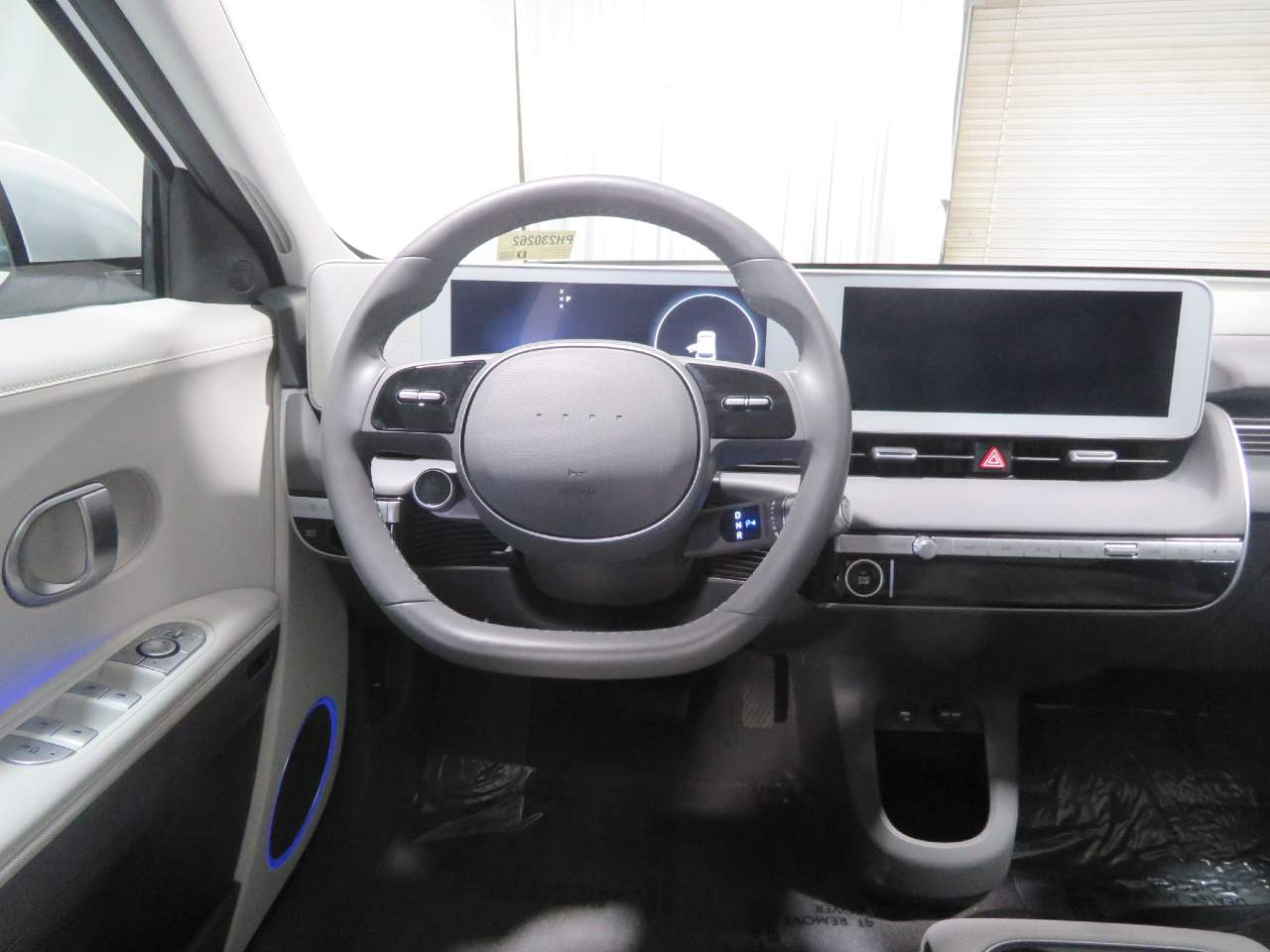 2023 Hyundai IONIQ 5 Limited - Photo 10