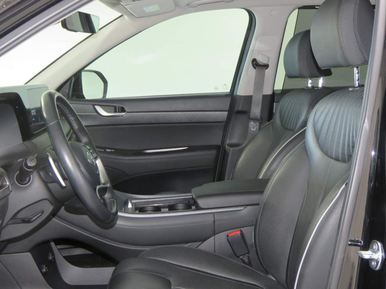 2024 Hyundai Palisade Limited - Photo 13