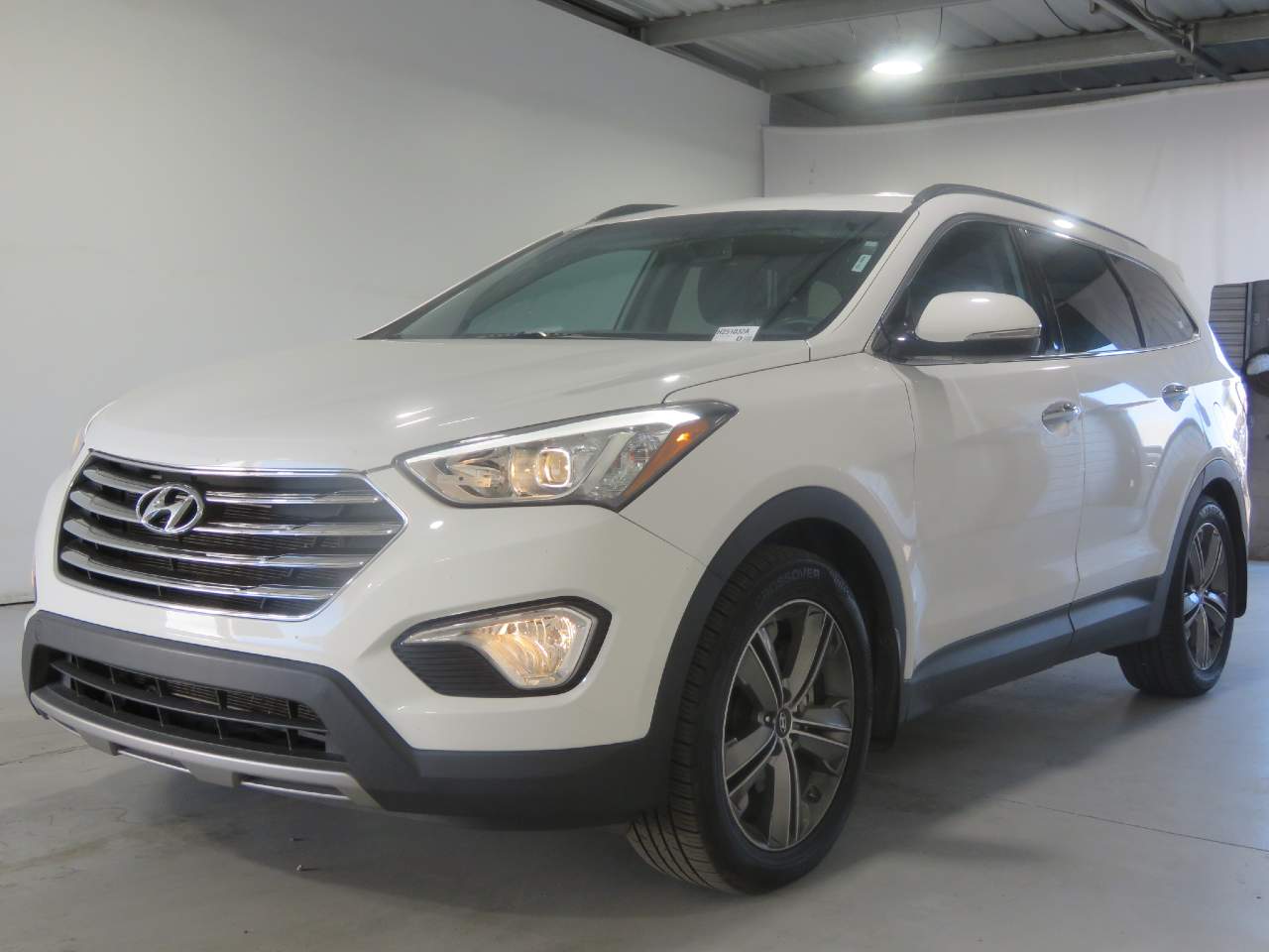 2016 Hyundai SANTA FE SE