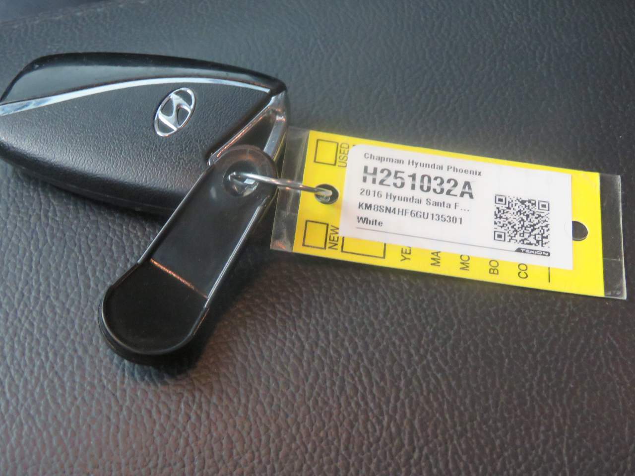 2016 Hyundai SANTA FE SE