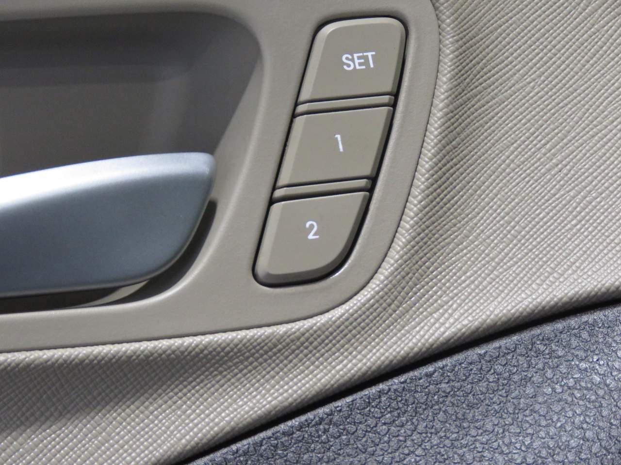 2018 Hyundai Santa Fe Limited Ultimate - Photo 20