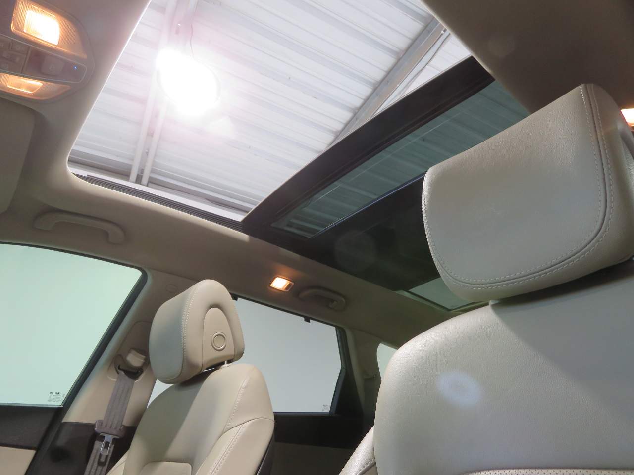 2018 Hyundai Santa Fe Limited Ultimate - Photo 16