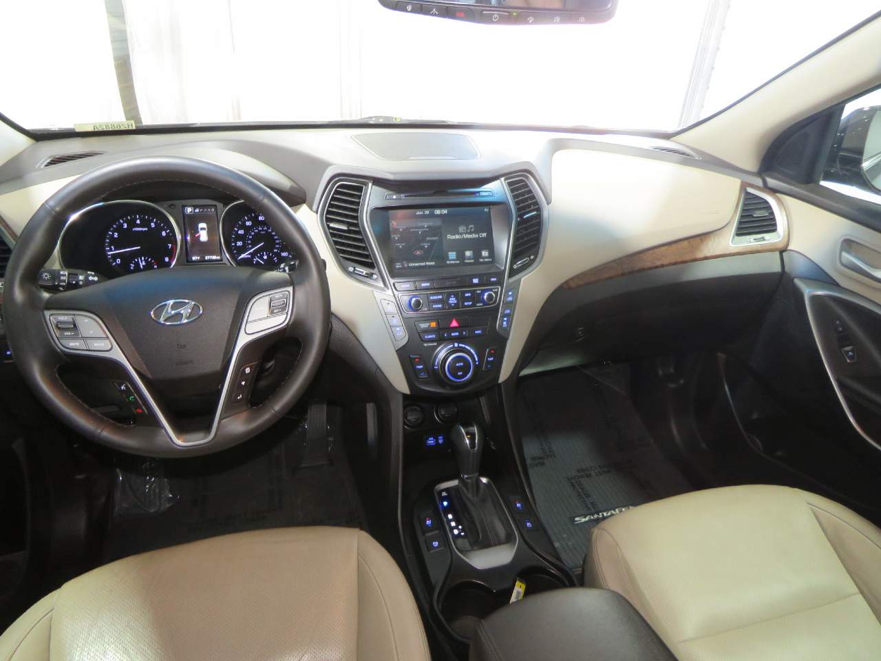 2018 Hyundai Santa Fe Limited Ultimate - Photo 11