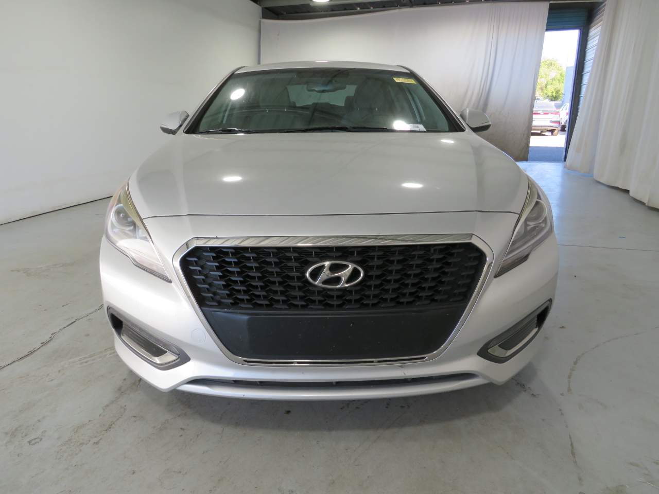 2016 Hyundai SONATA Hybrid SE