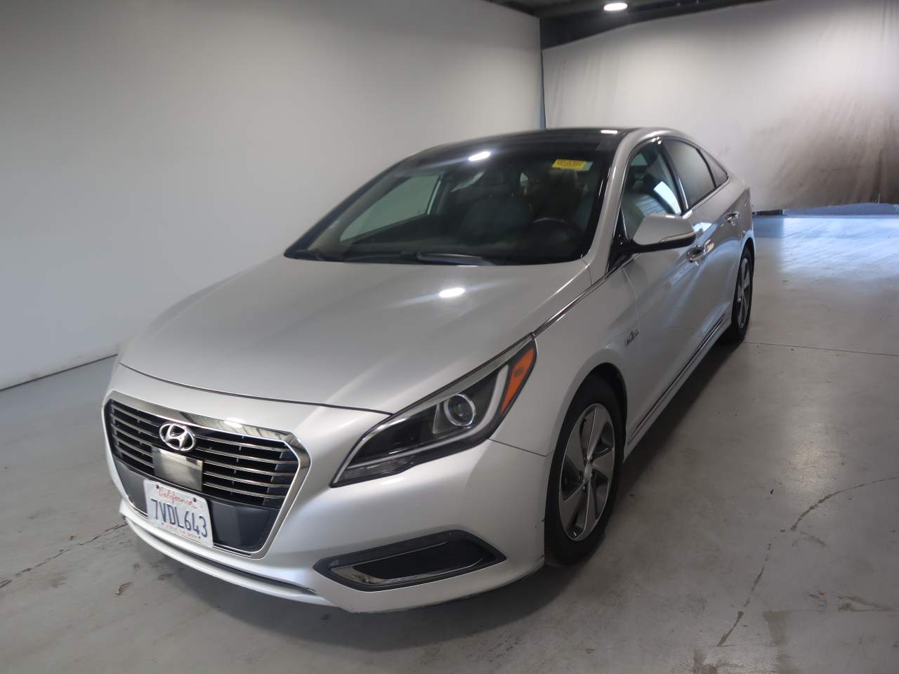 2016 Hyundai SONATA Hybrid Limited