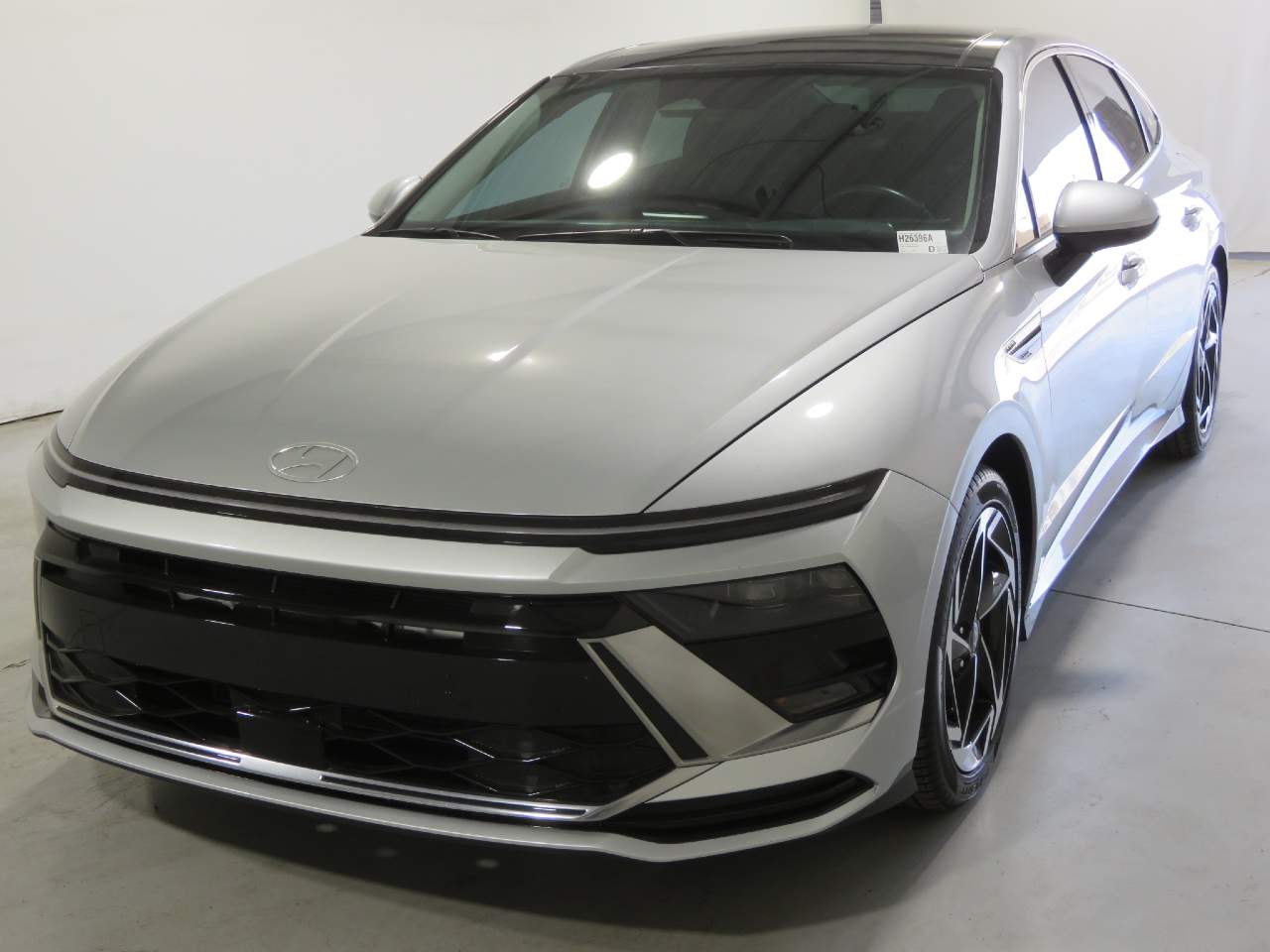 2024 Hyundai Sonata SEL's photo