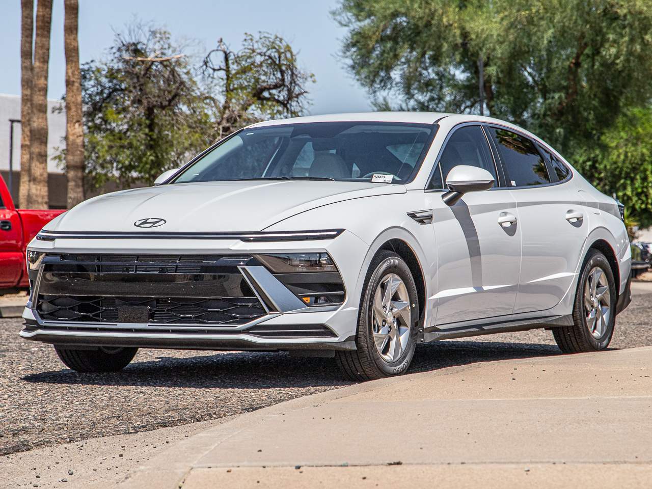 2025 Hyundai SONATA SE