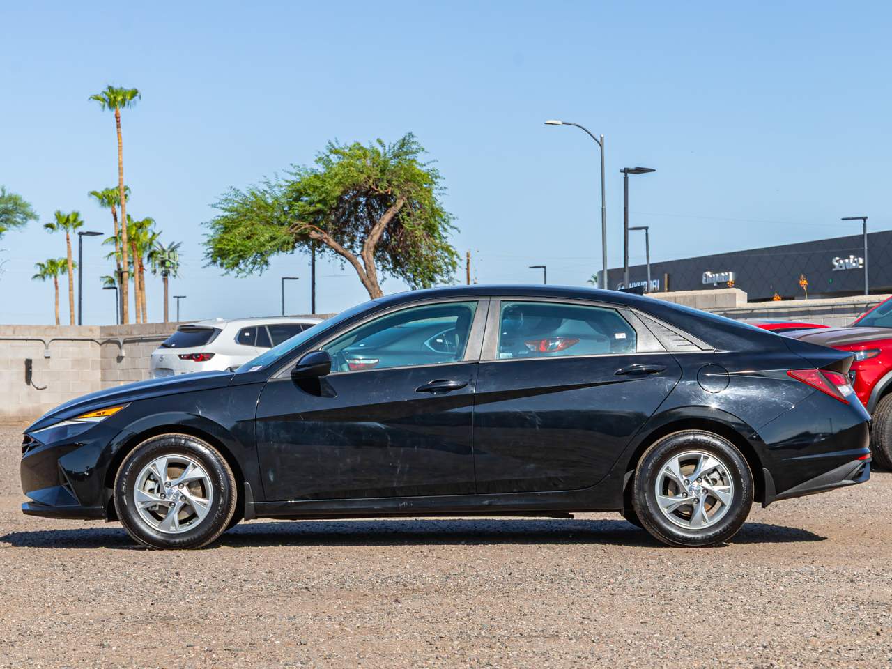 2023 Hyundai ELANTRA SE